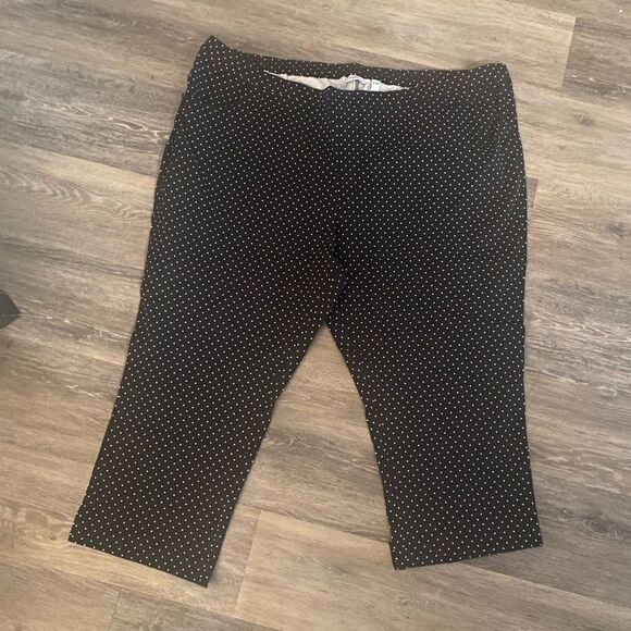 New Isaac Mizrahi cropped Black Dot Pants sz 30 petite/plus - Picture 2 of 5